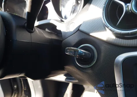 2016 Mercedes-Benz Cla 250 from USA, damaged, VIN WDDSJ4EB3GN323632